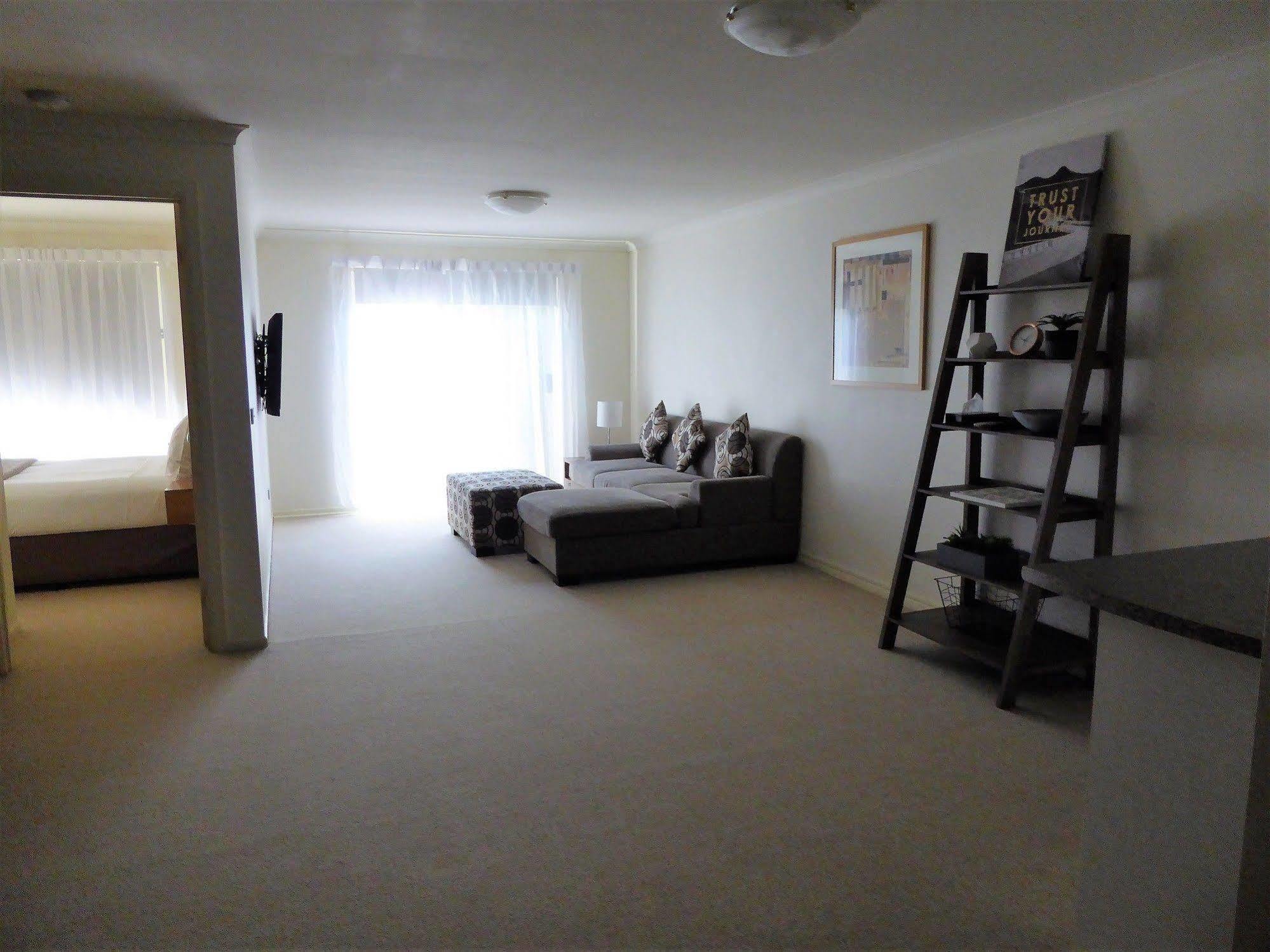 Lifestyle Apartments At Ferntree Ferntree Gully Bagian luar foto